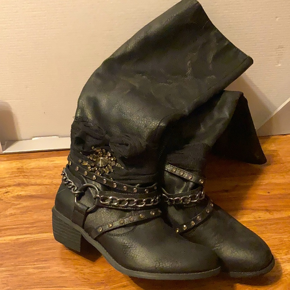 Cute bling Not Rated boots, size 7